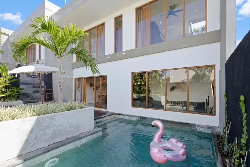 Modern 2br villa in Berawa — image 1