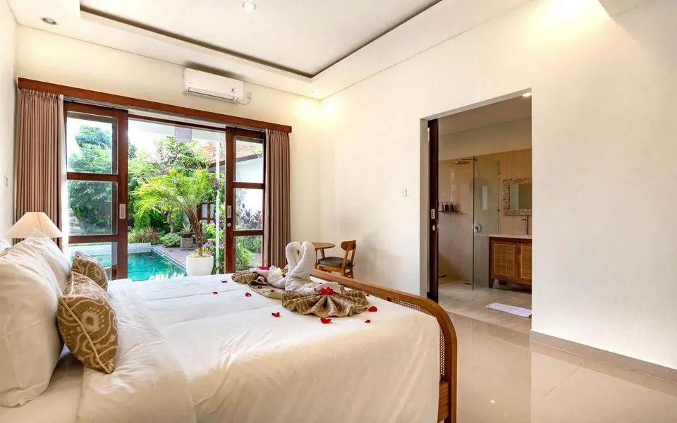 4 Bedrooms Villa In Lodtunduh - south Ubud — image 4