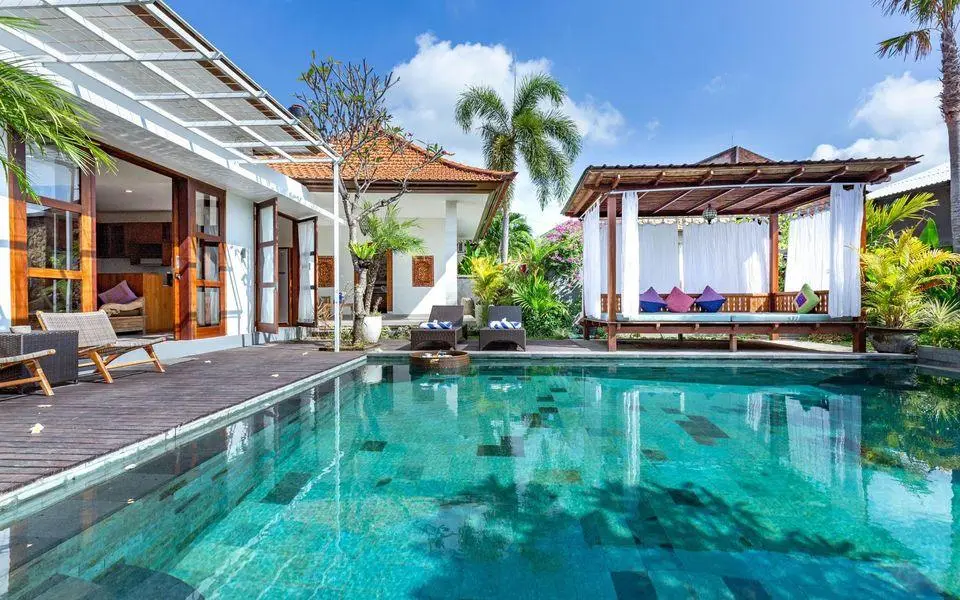4 Bedrooms Villa In Lodtunduh - south Ubud — image 1