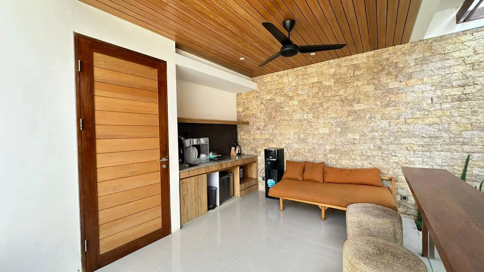 1 bedrooms private villa — image 1