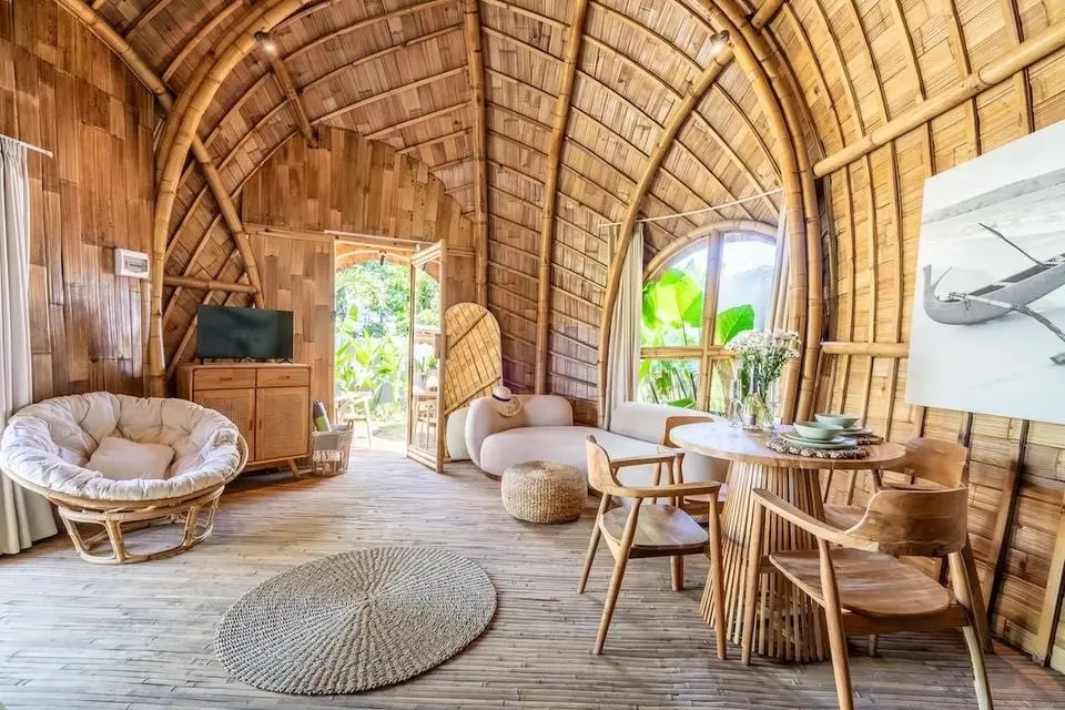 Unique Bamboo Luxury 1 Bedroom Villa in Seseh — image 1