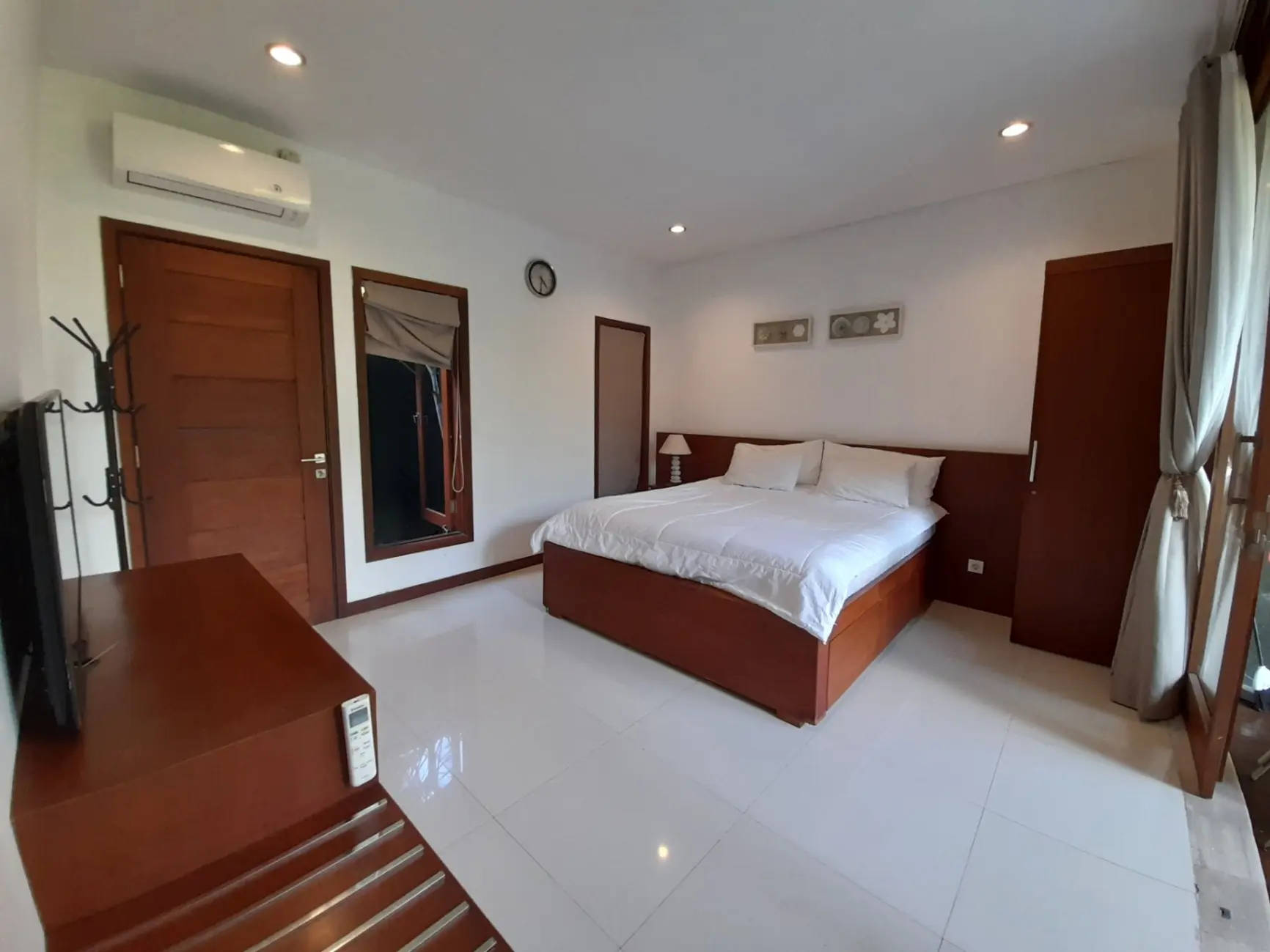2 BEDROOM IN UMALAS — image 4