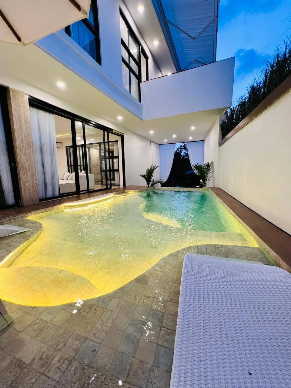 Luxury 5BR Villa at Uluwatu Jimbaran