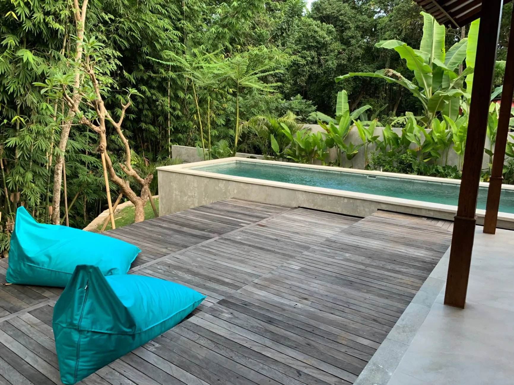 Riverside Joglo in Tumbak Bayu