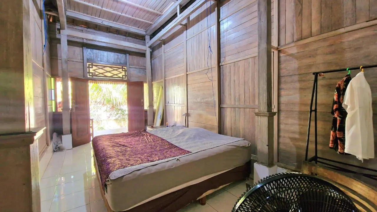 Room for rent in Guest House Olive's house
