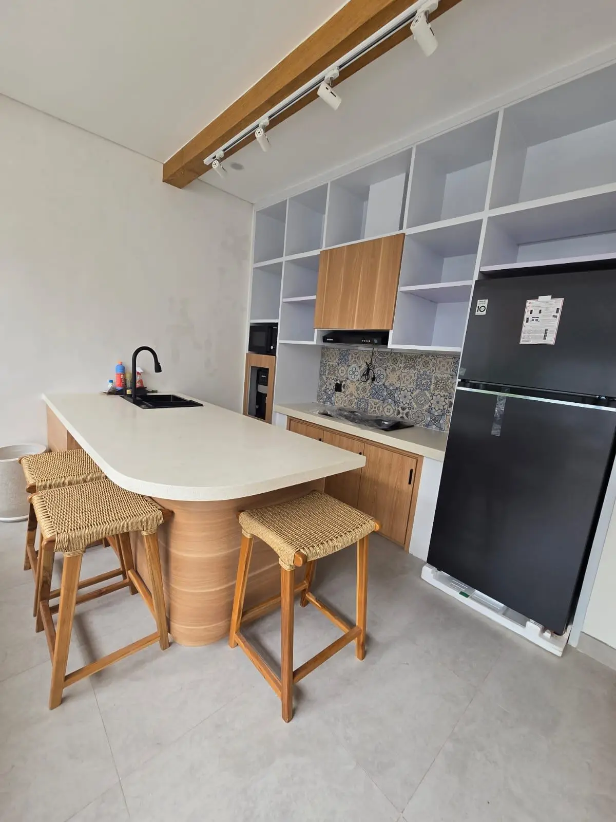 BRAND NEW 1BR MEZZANINE STYLE WITH PRIVATE POOL AT BUDUK — image 2