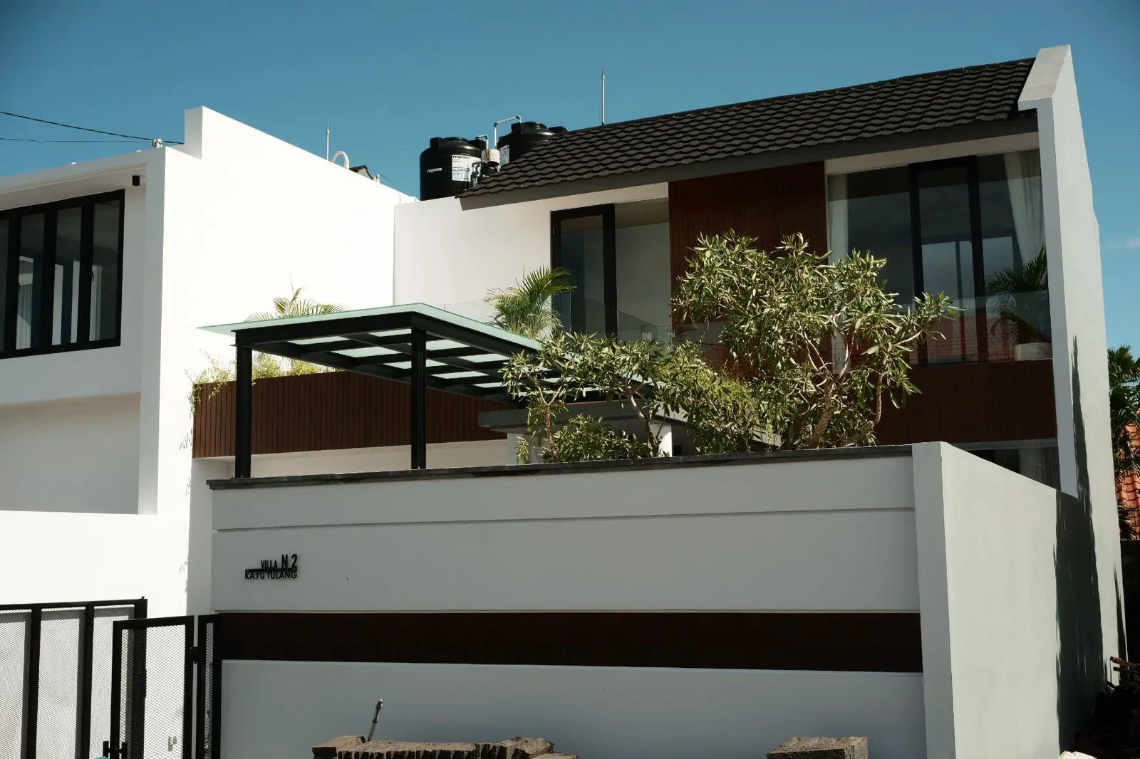 Brand new 2 beds 2 bathrooms – VILLA Location: Jalan Raya Kayu Tulang Canggu