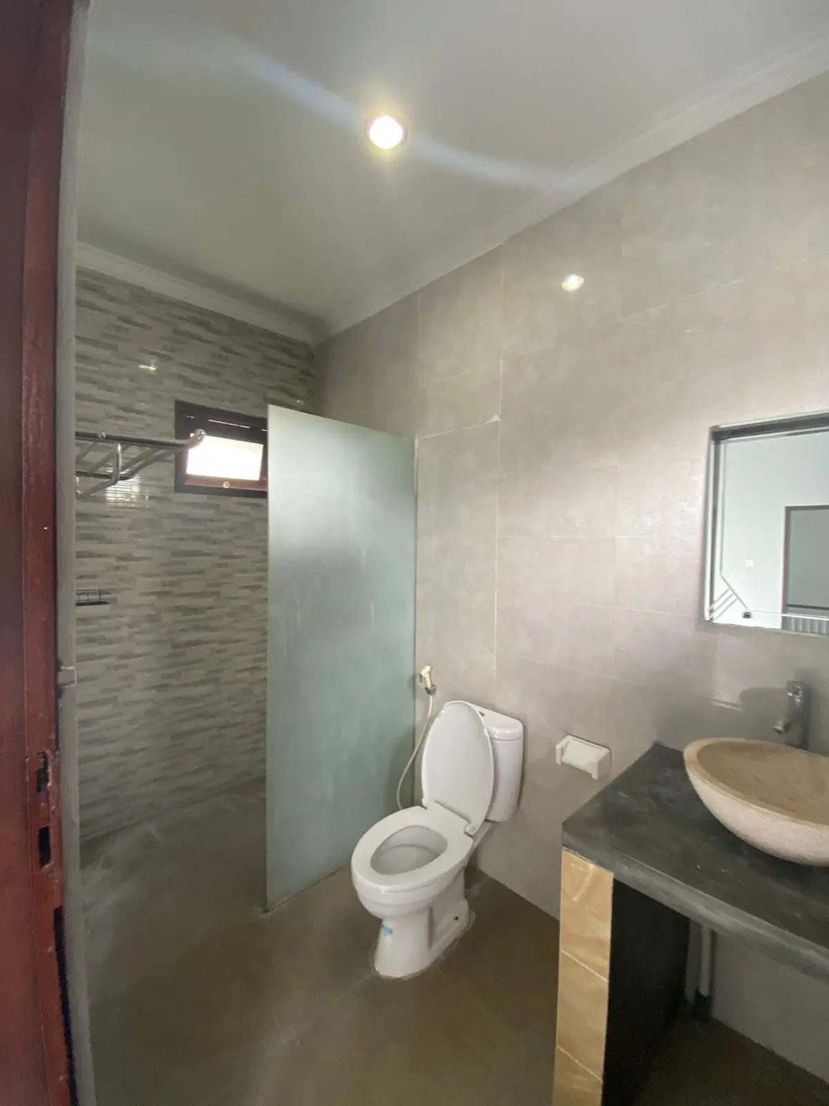 3BR VILLA AT LEGIAN SEMINYAK. walking distance to Doublesix Beach — image 4
