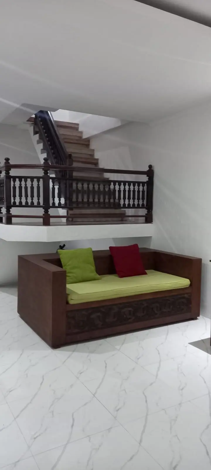 2BR house with private pool in the Kerobokan area very good location
