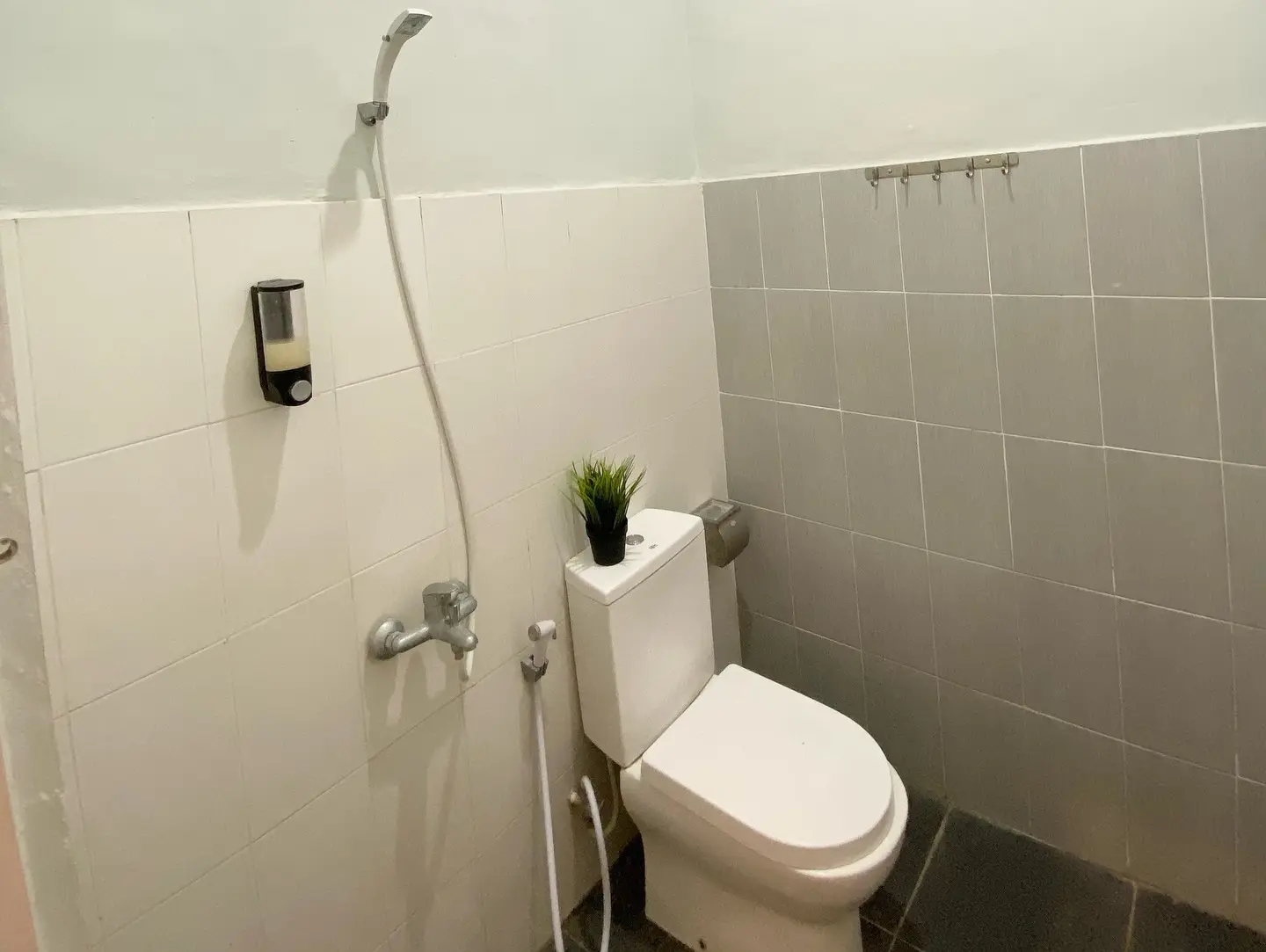Lagriya Apartment Deluxe — image 4