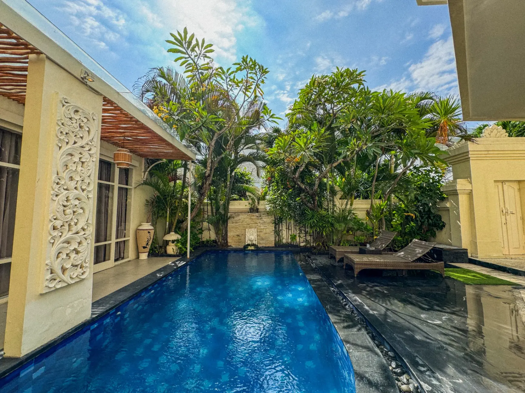 Awila Villas Kuta | 3 Bedrooms Private Pool Villa Kuta