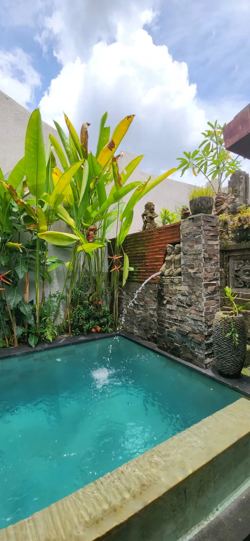 3 Bedrooms Tranquil Balinese Home in Sayan Ubud — image 2
