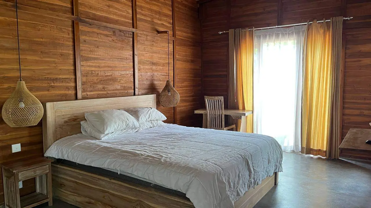 WOODEN VILLA at PERERENAN — image 4