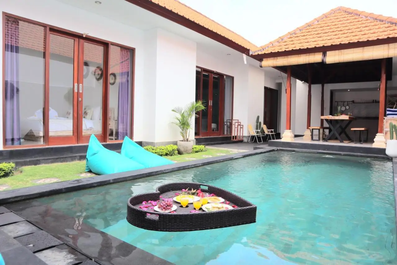 4-Bedroom Pool Villa near all nightlife in Seminyak.