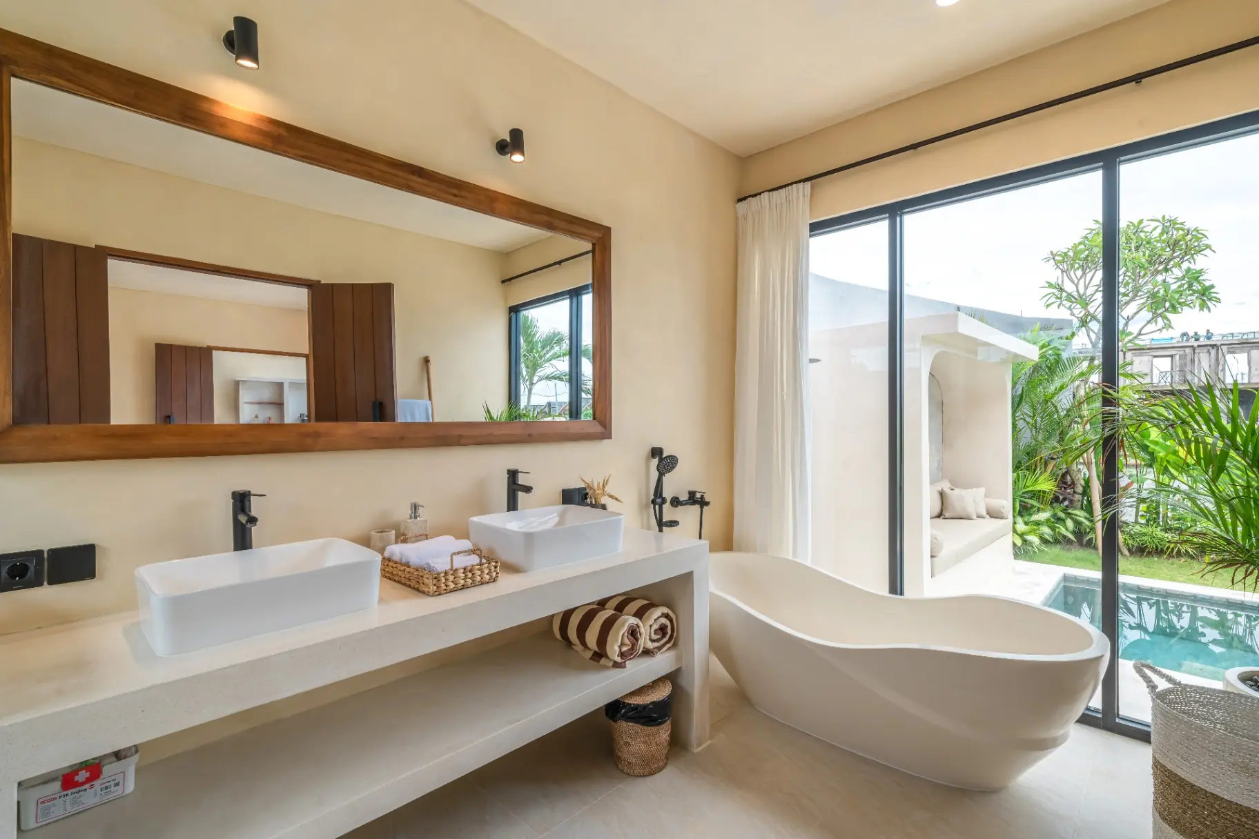 Ayo - La Vida : Sophisticated 2BR Villa Beachside Escape! — image 2