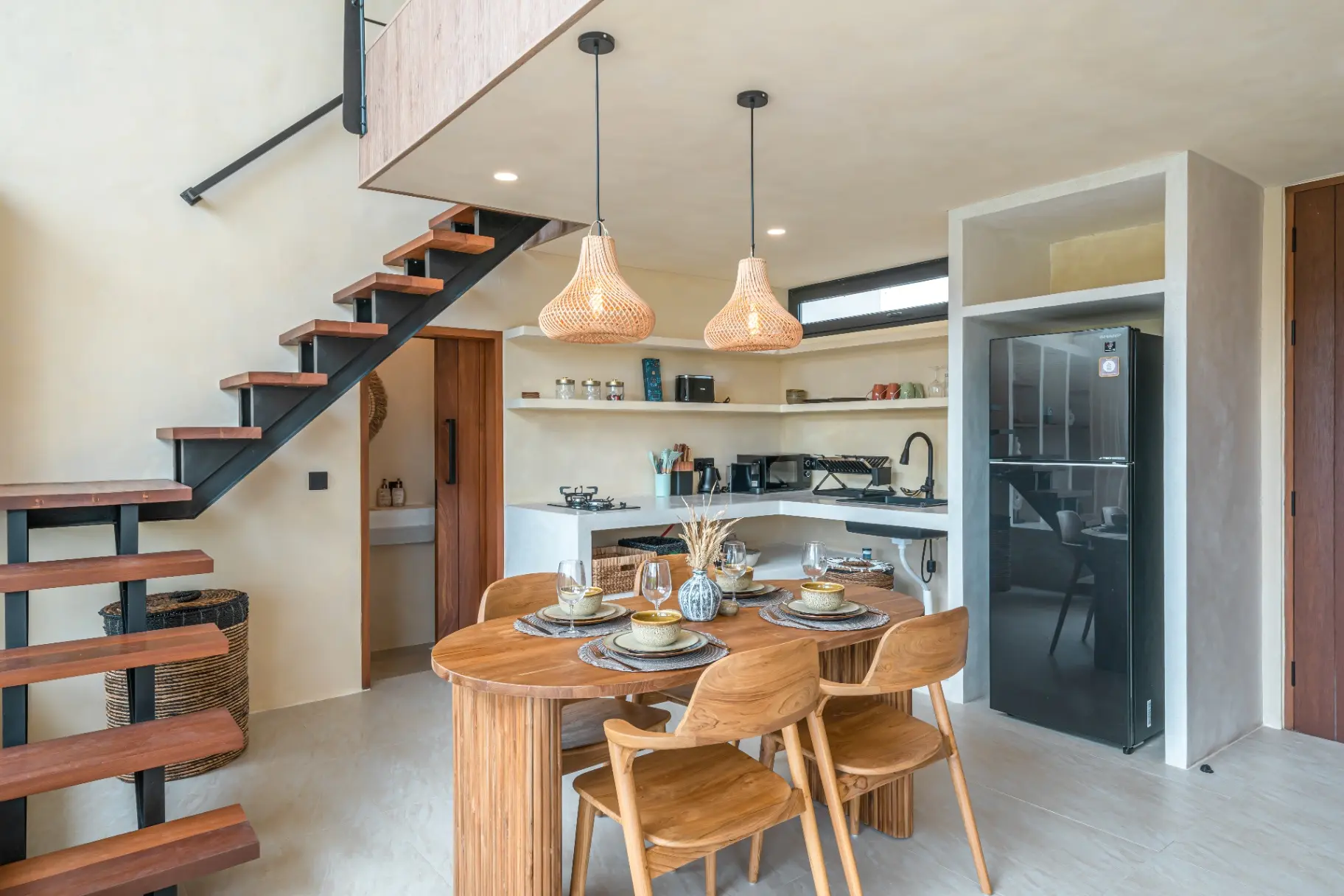 Ayo - La Vida : Sophisticated 2BR Villa Beachside Escape! — image 4