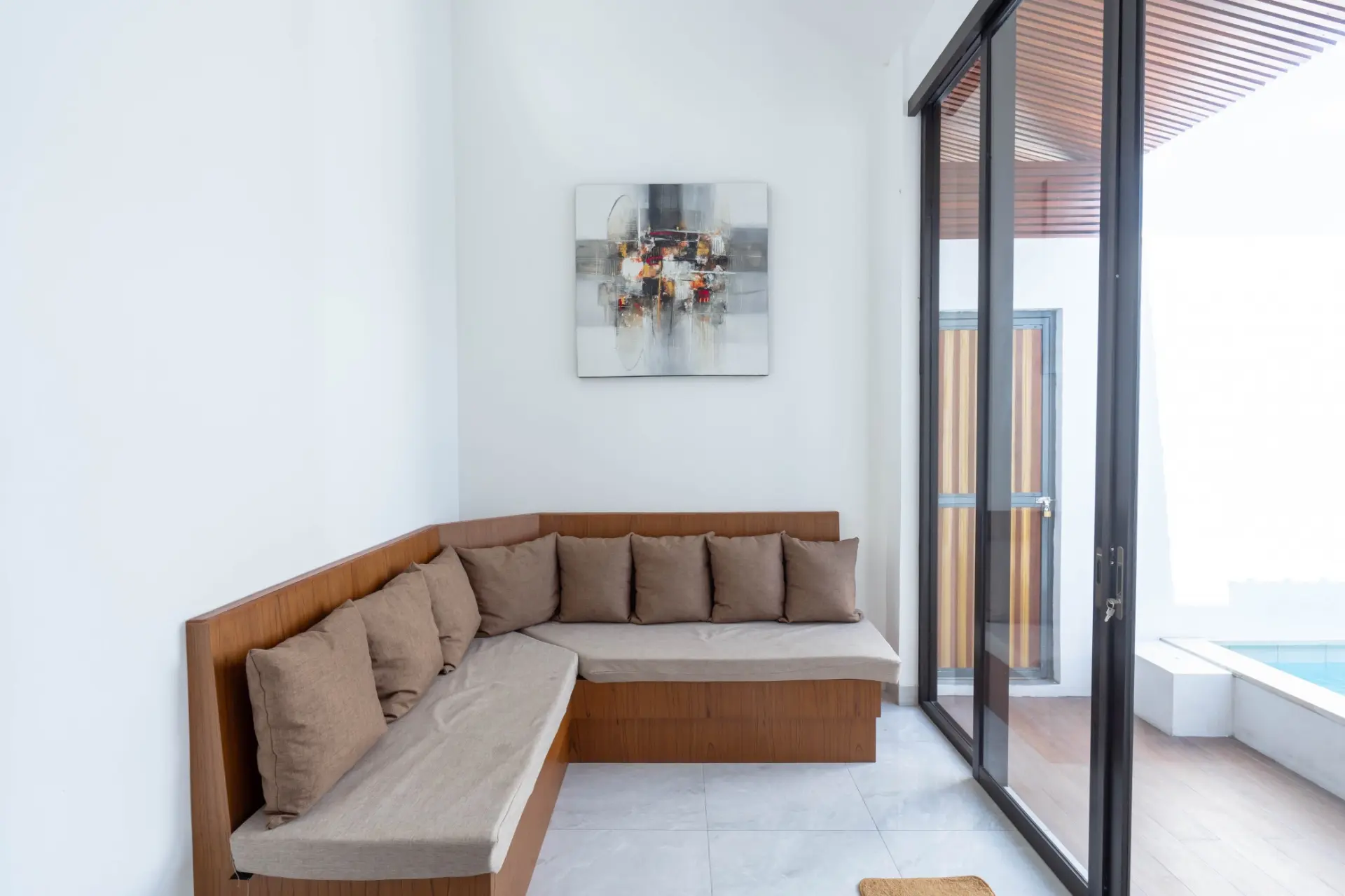 Brand New 1 Bedroom Villa with Private Pool in Kerobokan — image 4