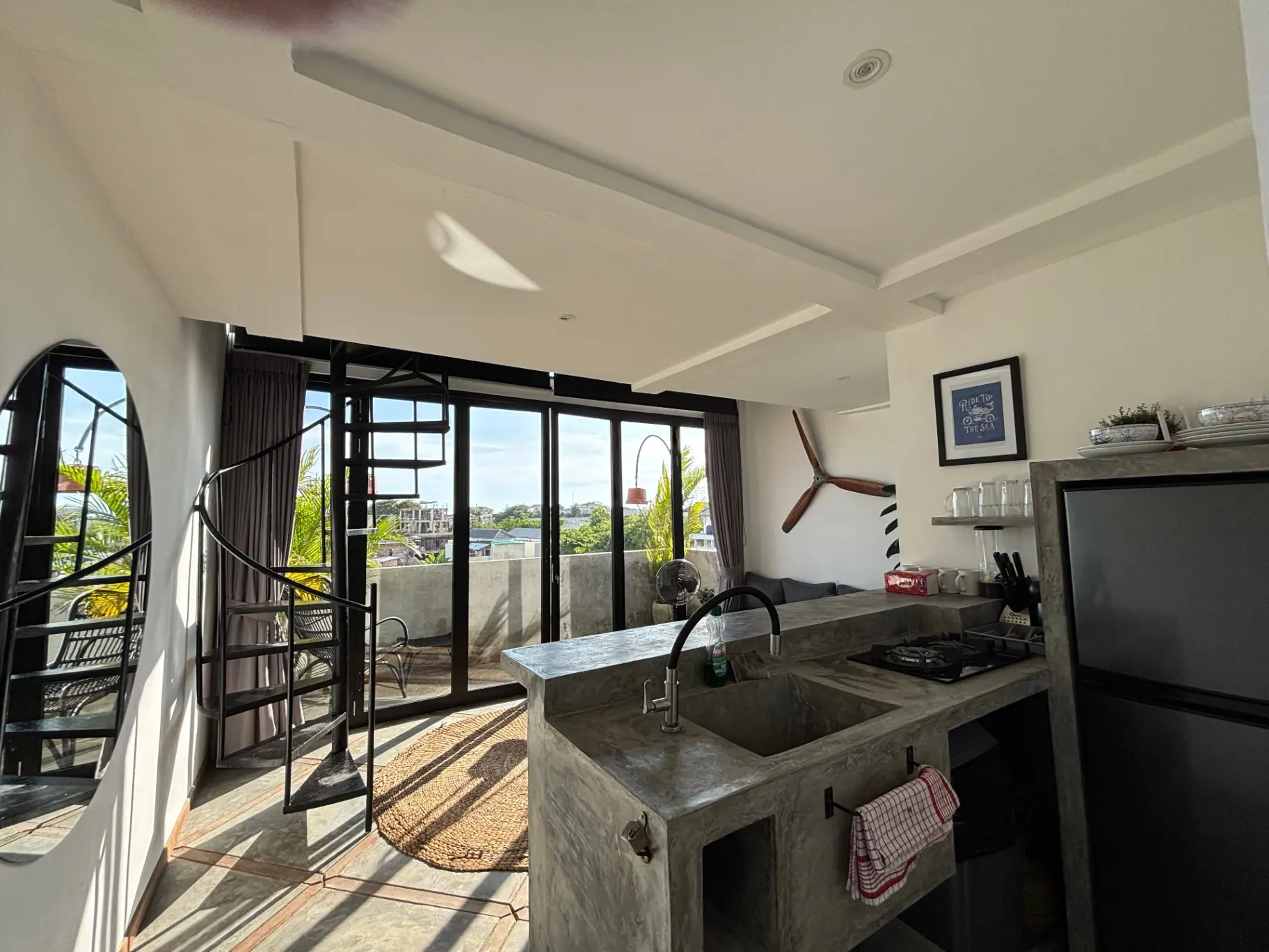 MODERN 1BR APARTMENT IN PERERENAN