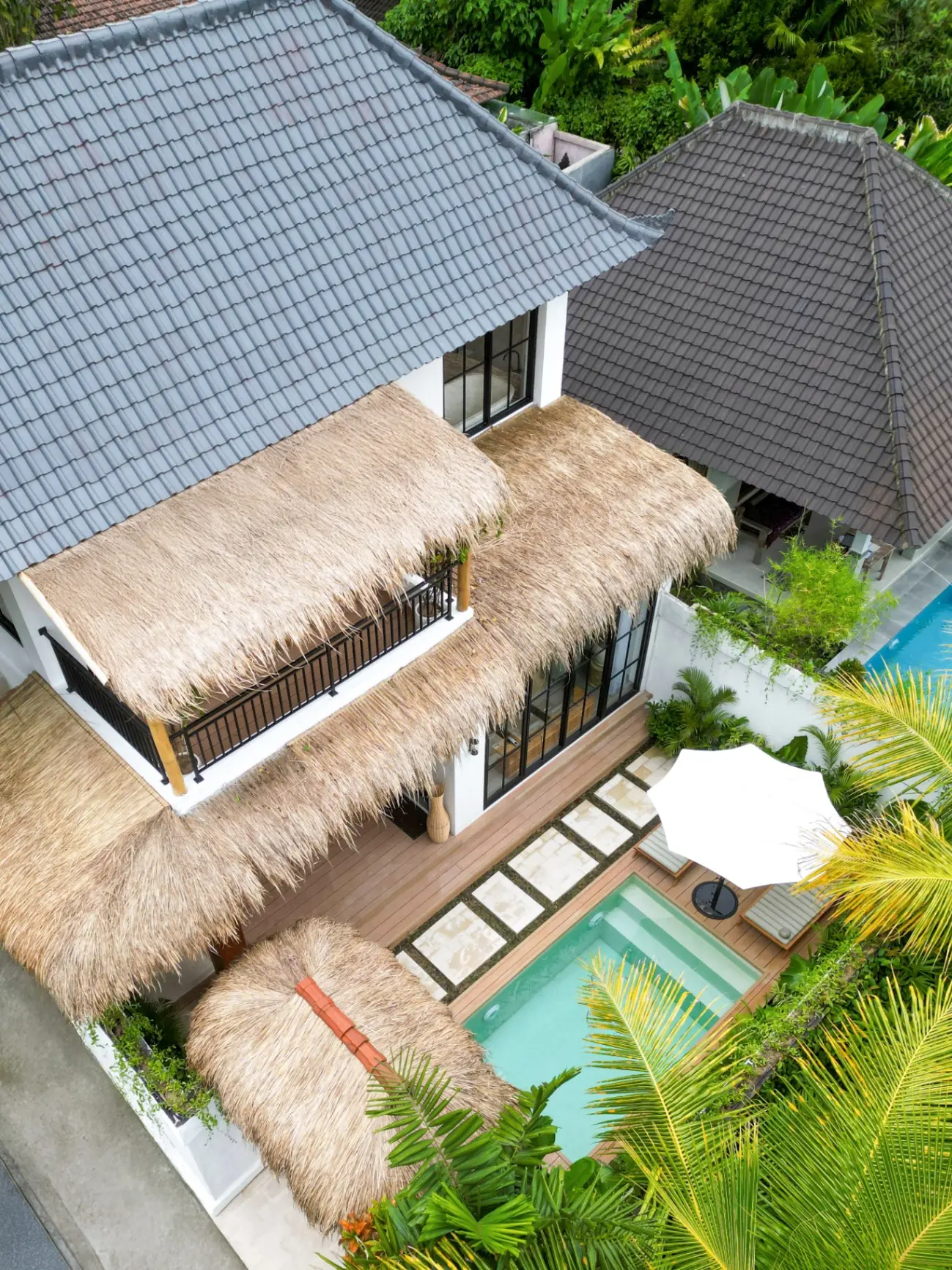 Villa Como by DH: 2BR Designer Villa w/ pool