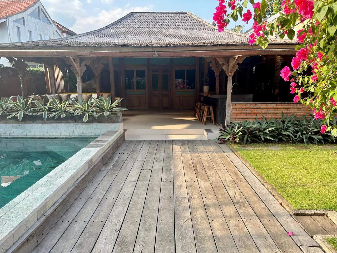2BR Joglo-Style Villa Near Beach — image 3