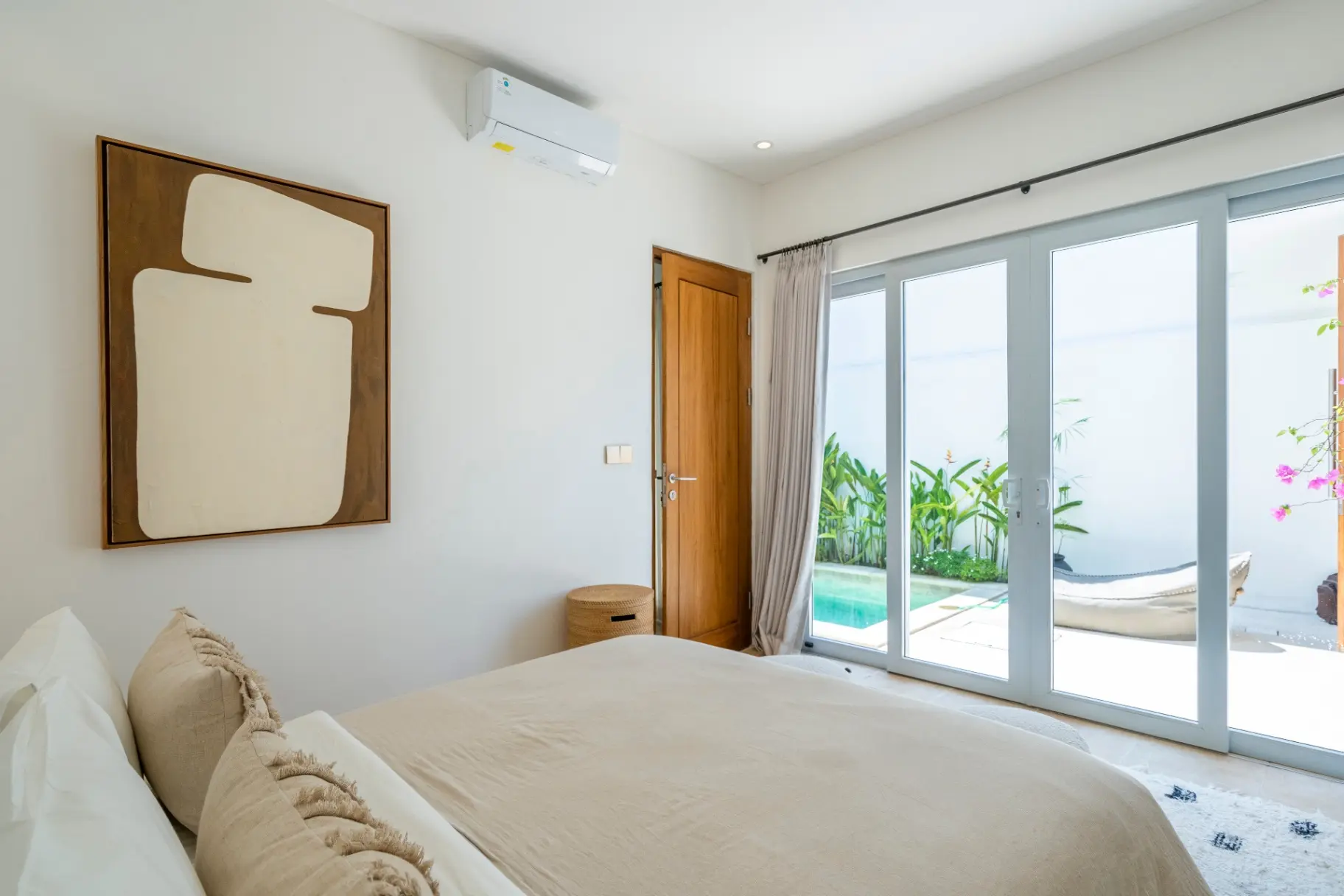 Elena - 2BR Beachside Bliss with Rooftop BBQ & Pool — image 2