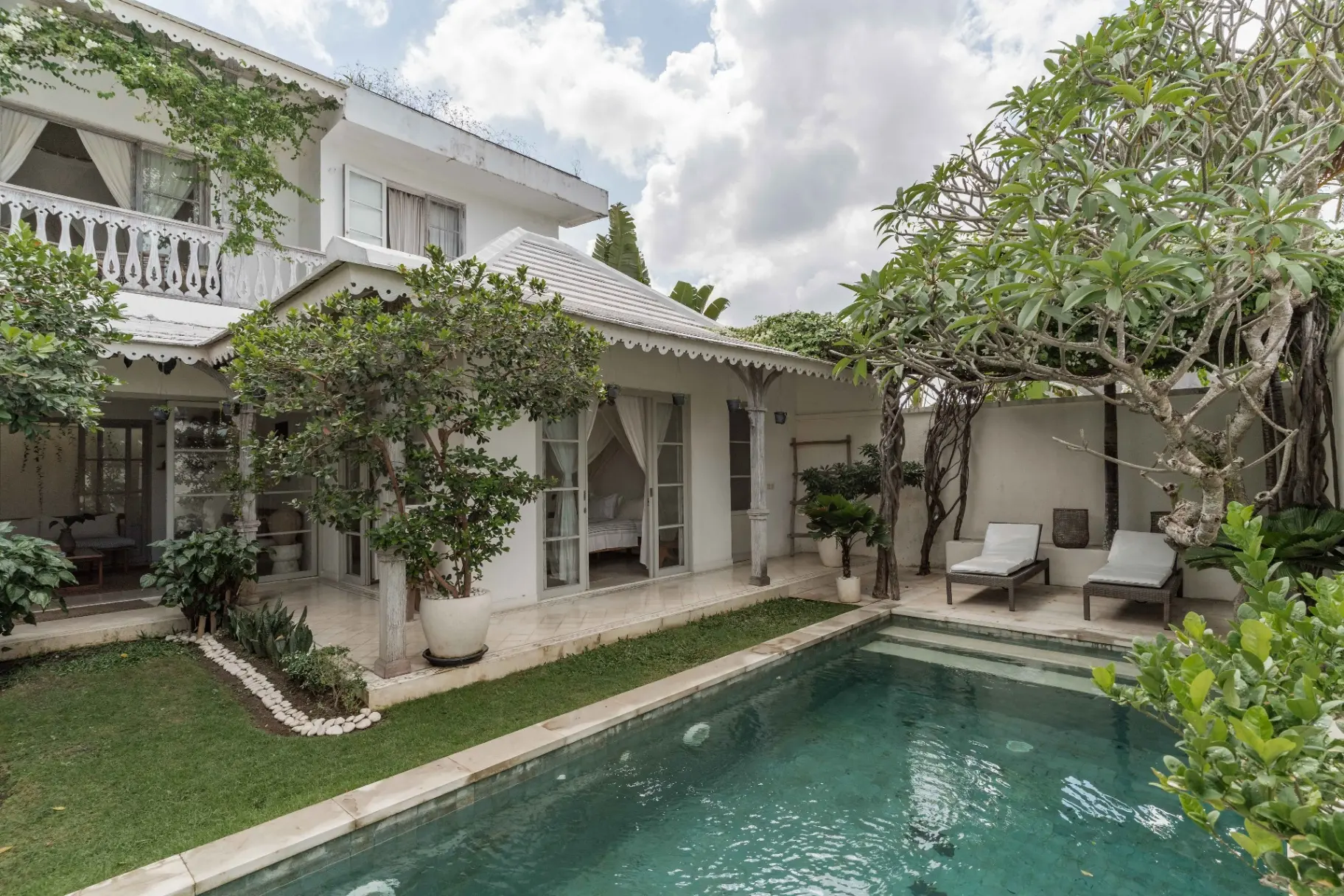 Charming Tropical Villa in Berawa — image 3