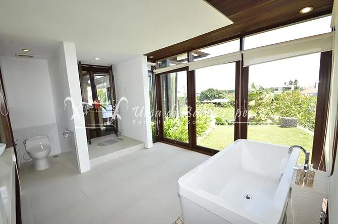 2BR FOR RENT AT KEROBOKAN — image 1