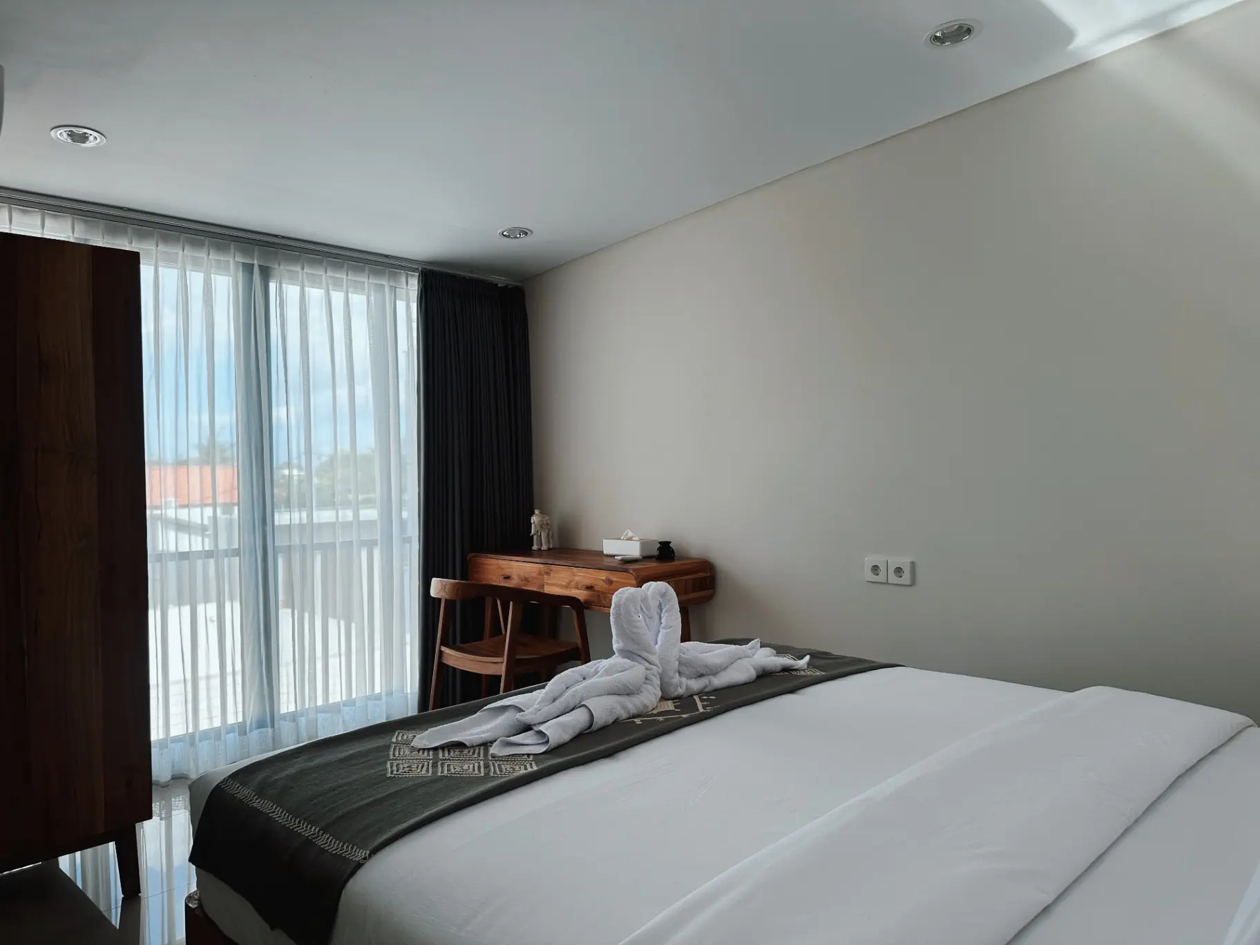 Your Own Private Oasis: New 1-Bedroom mezzanine Apartment in Tumbak Bayuh Pererenan — image 4