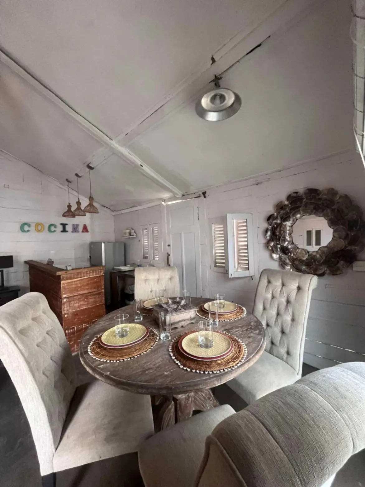 UMALAS Private 1 Bedroom Joglo with pool studio typo House — image 3