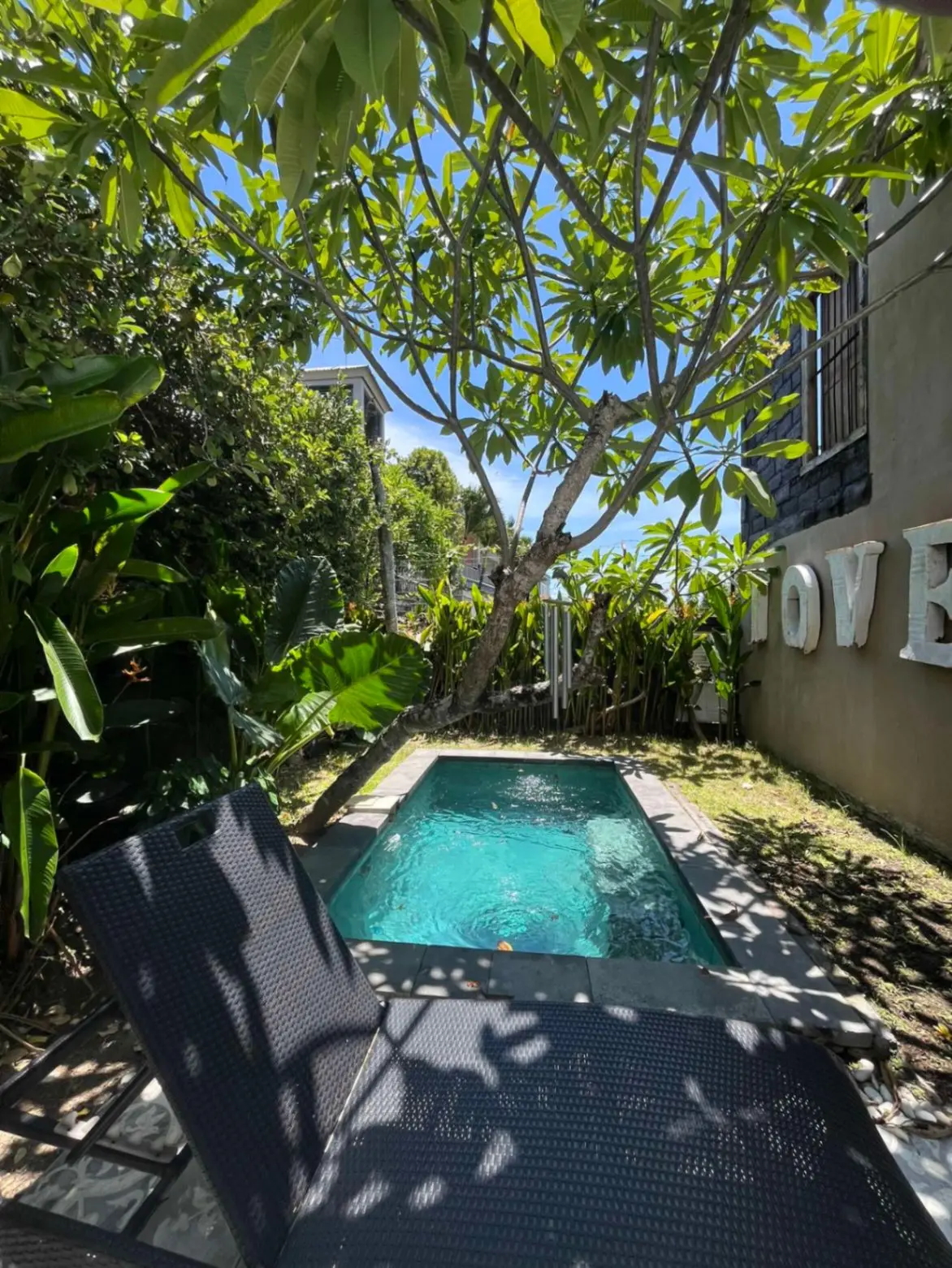 UMALAS Private 1 Bedroom Joglo with pool studio typo House — image 1