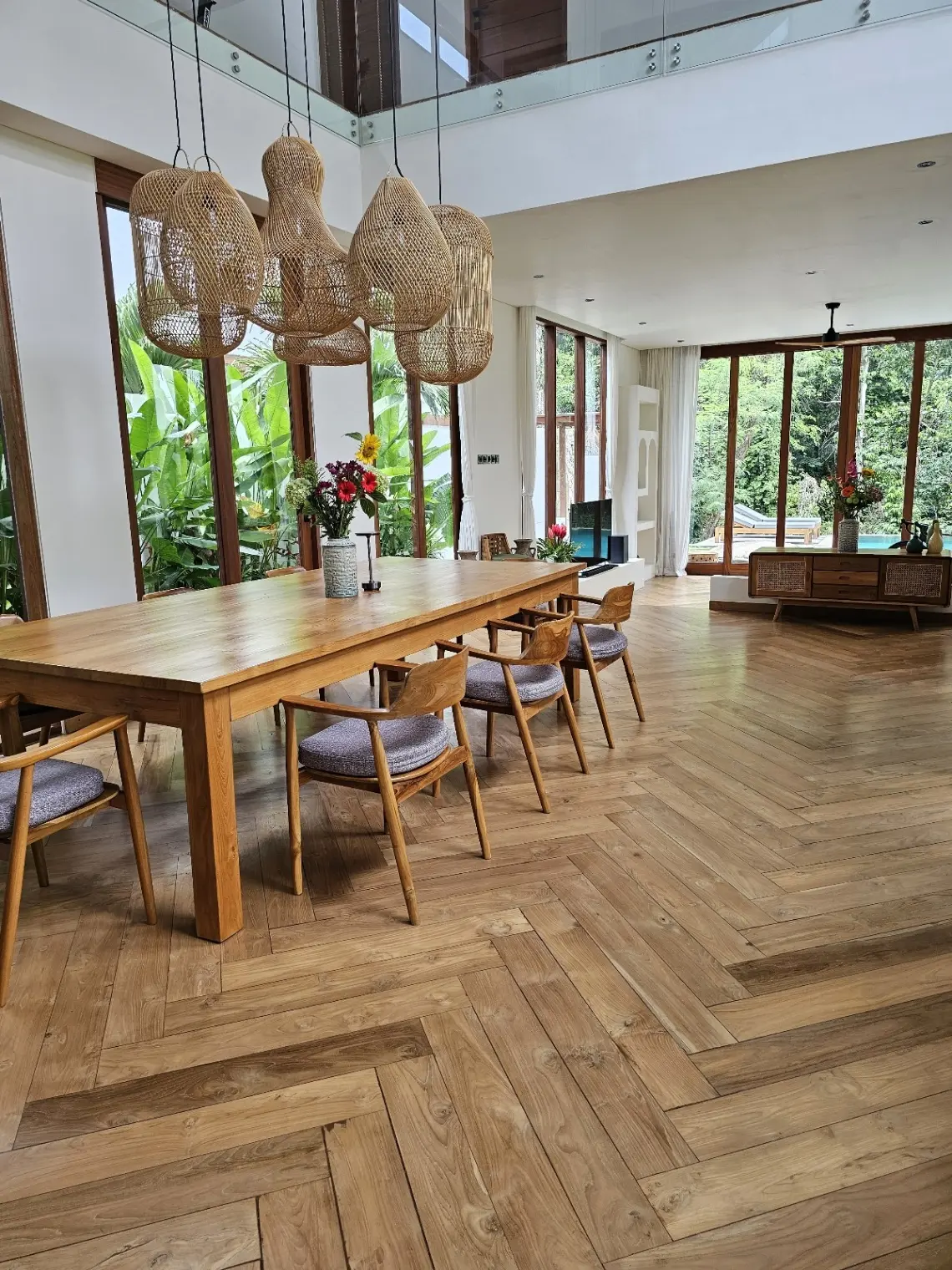 Stylish 2BR Jungle View Villa in Cepaka — image 2
