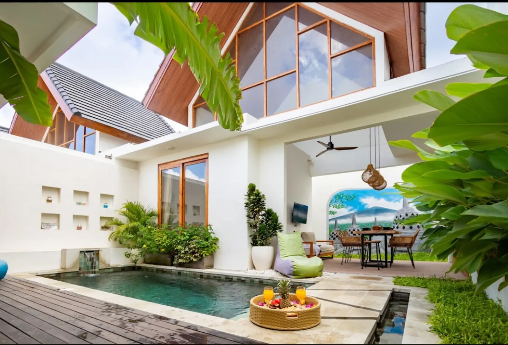 New 2BR villa Kerobokan — image 1