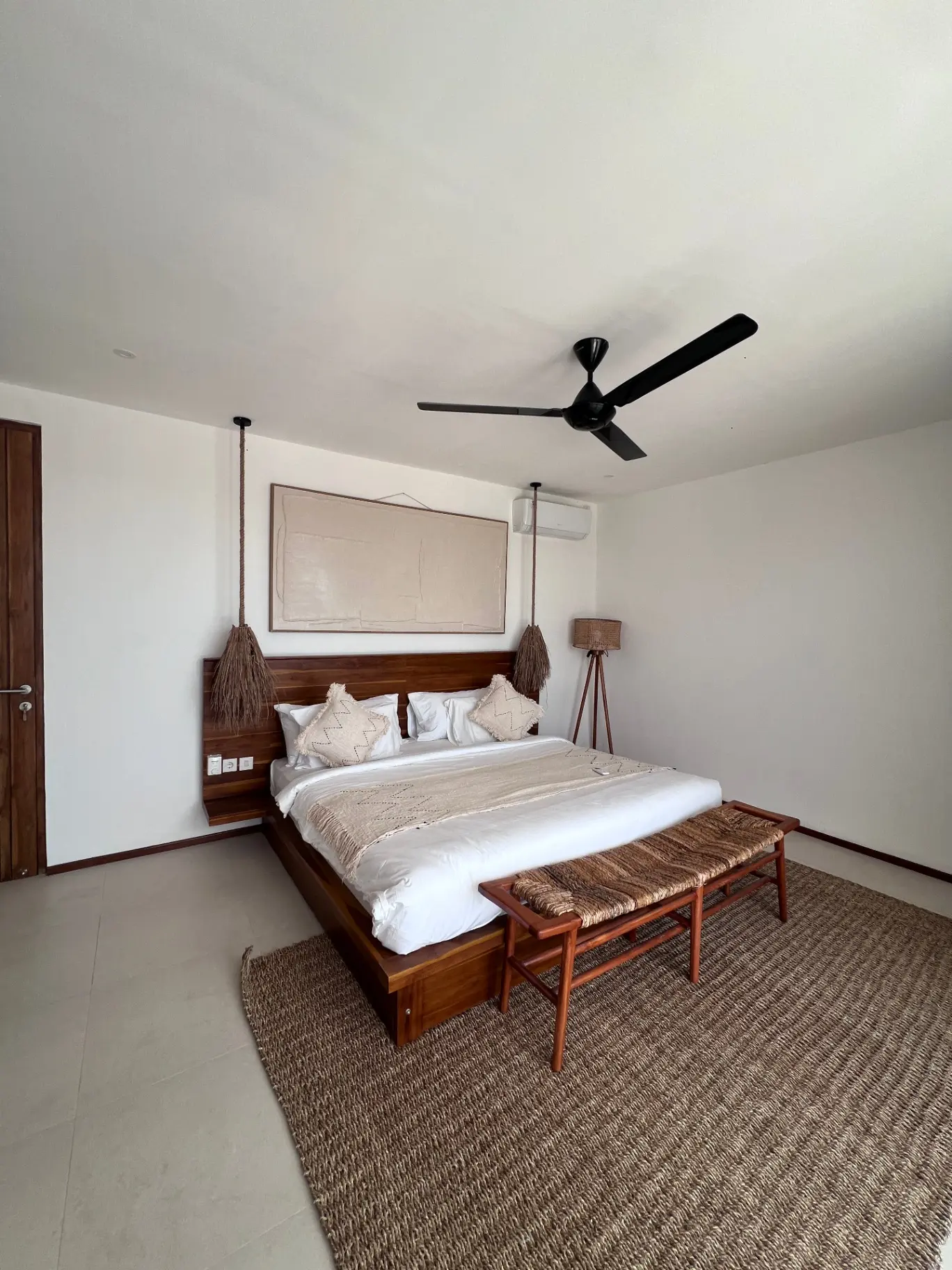 #9 2BR VILLA WITH PRIVATE JACUZZI IN TUMBAK BAYUH — image 2