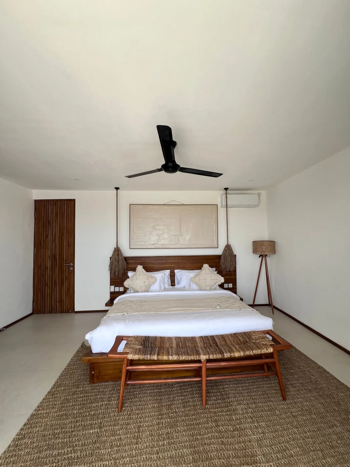 #9 2BR VILLA WITH PRIVATE JACUZZI IN TUMBAK BAYUH — image 3