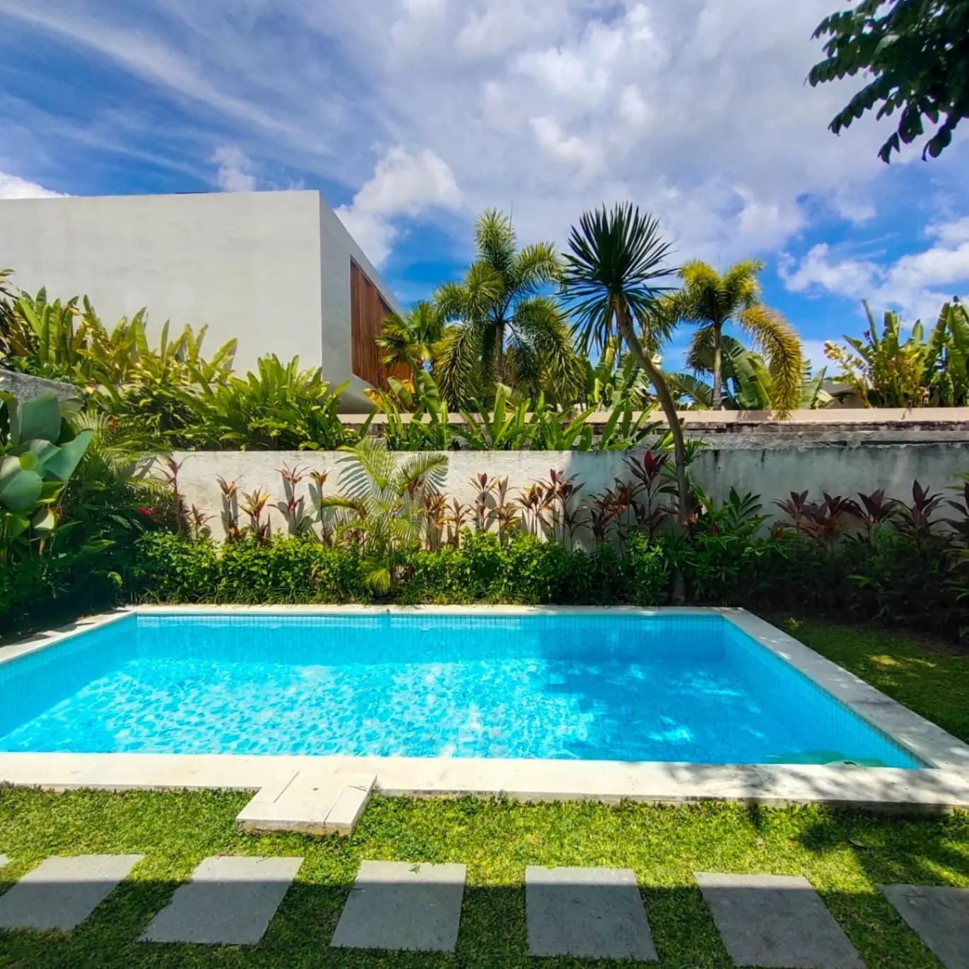 Little Modern Villa in Pererenan — image 2