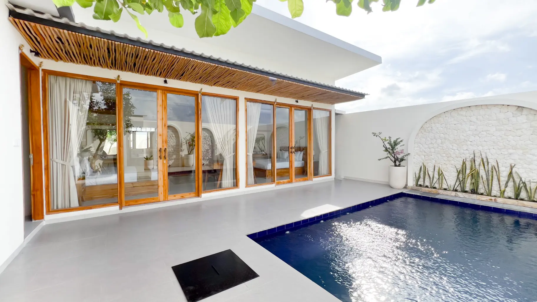 2 Bedrooms Villa Mirah Yeh Gangga Beach