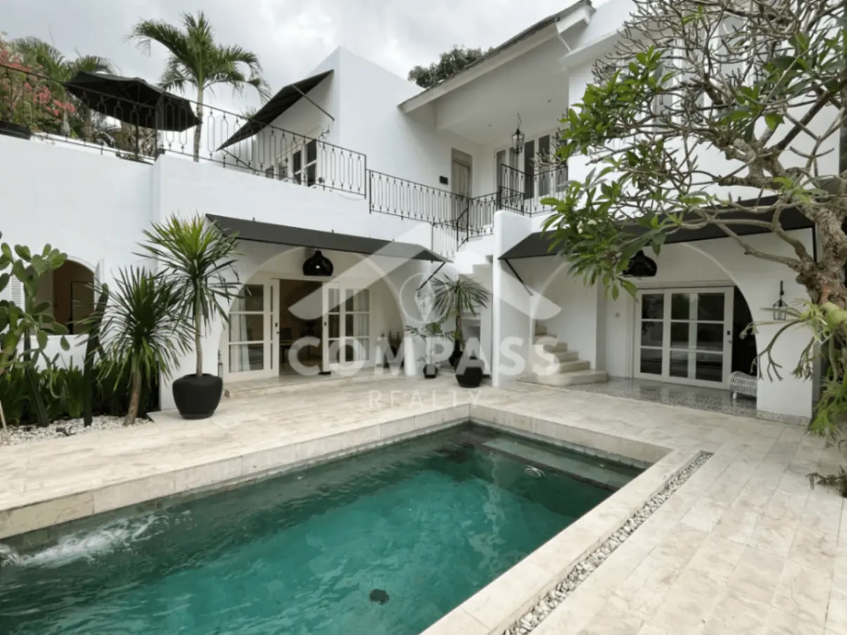 3BR Colonial Beauty in Canggu Central