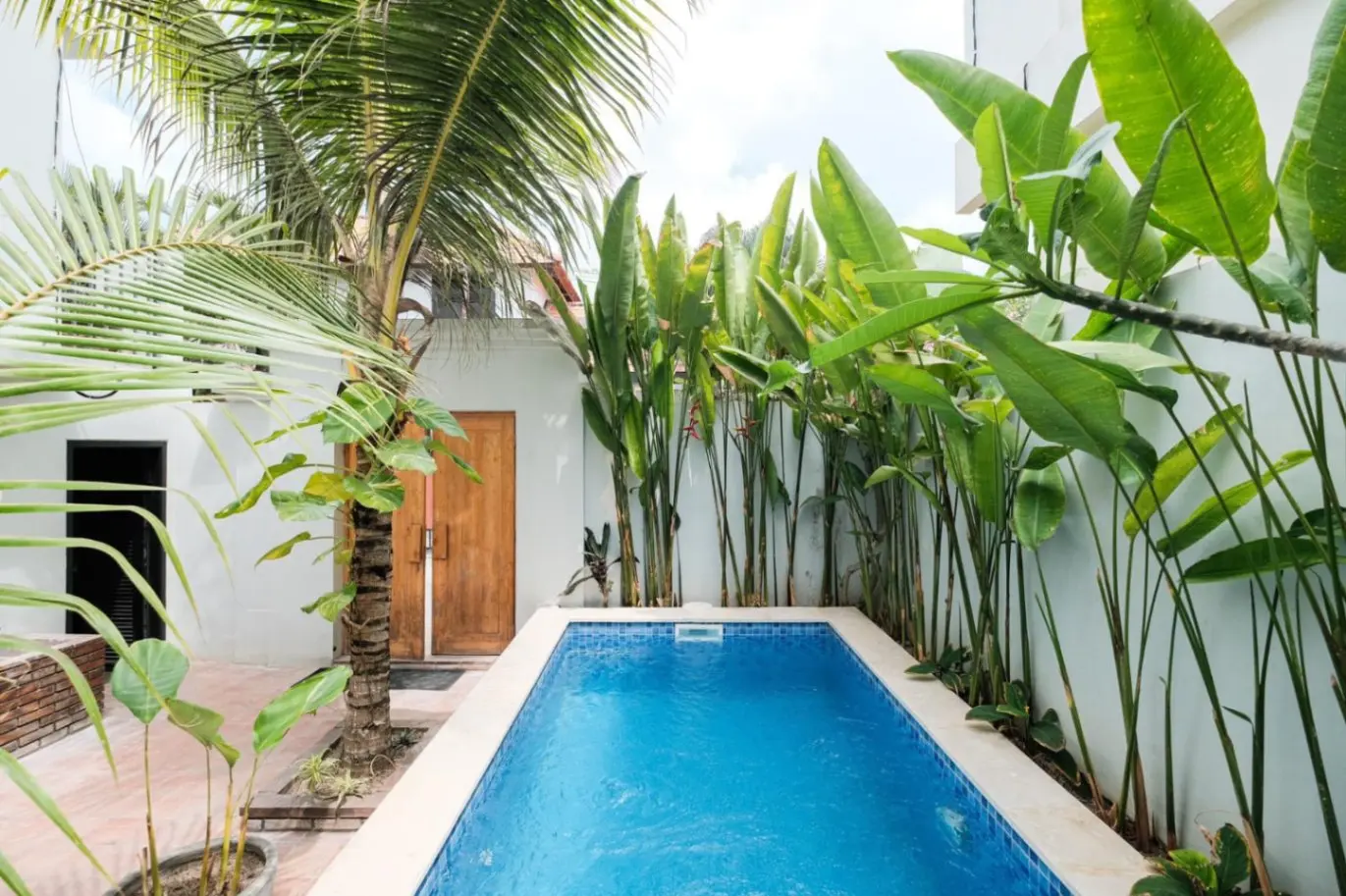 FREEHOLD | 2 Bedrooms | 10 mins to Berawa Beach