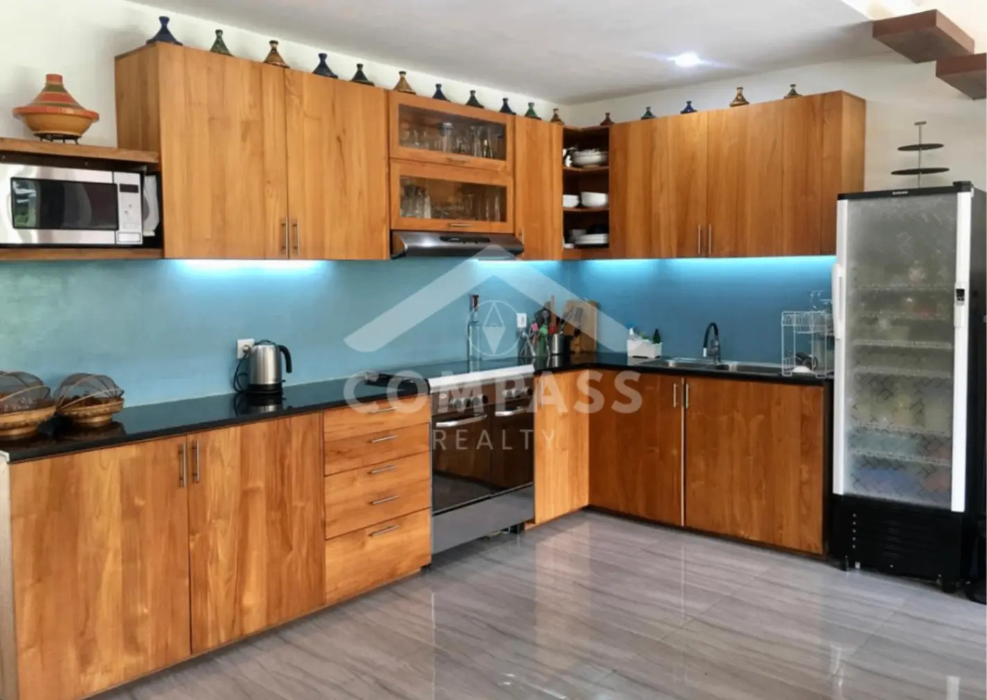 Charming 3BR Villa in Sanur — image 3