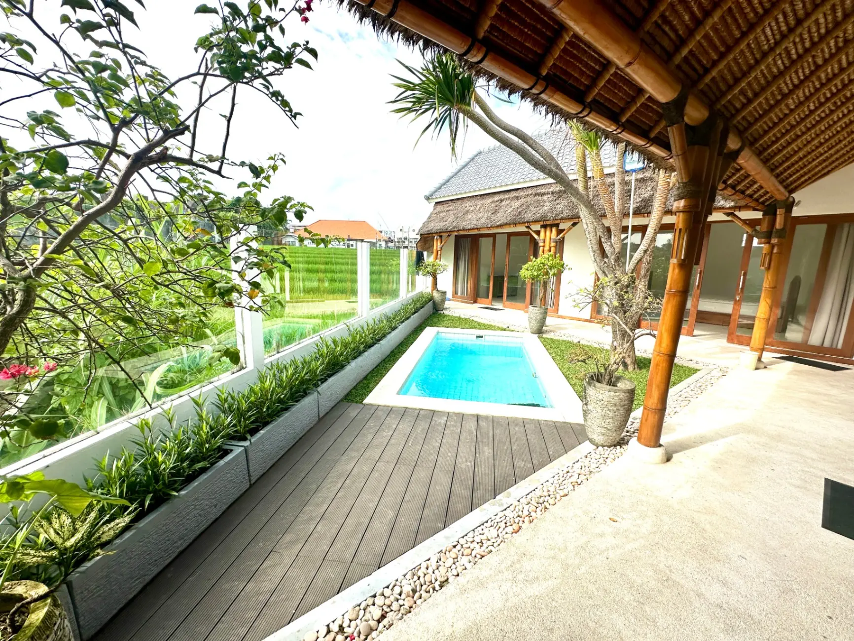 2 bedroom/2.5 Bath villa for longterm rental on Bumbak Umalas