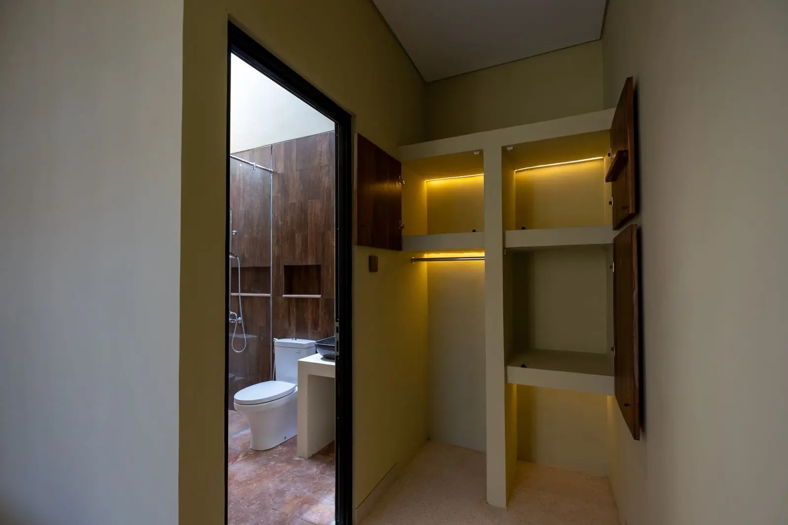 Villa in Canggu Tumbak Bayuh Pererenan 2 bedrooms — image 2