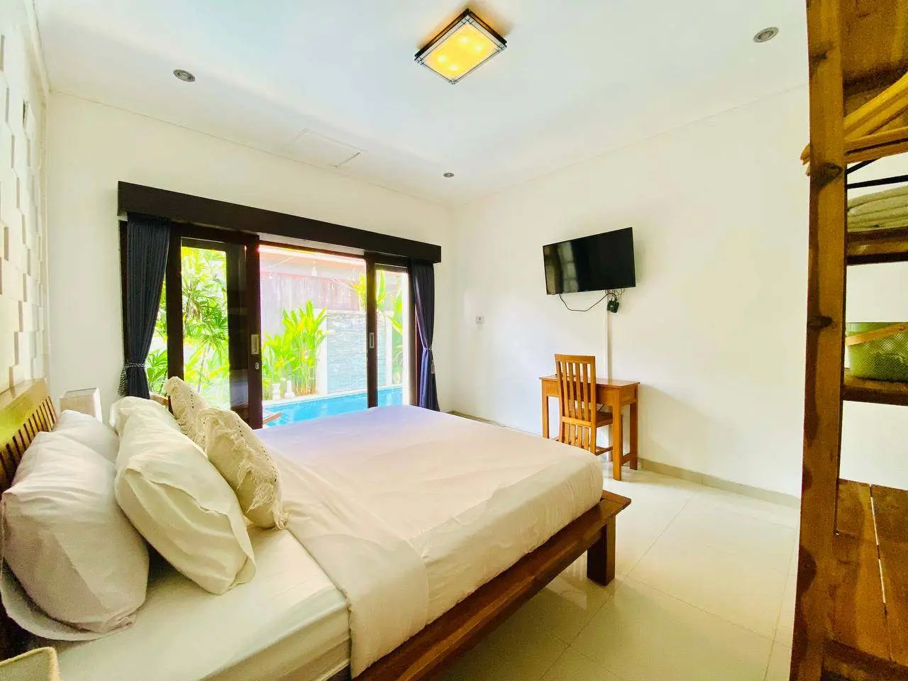 2 BEDROOM MODERN BALINESE VILLA CLOSE TO ECHO BEACH — image 3