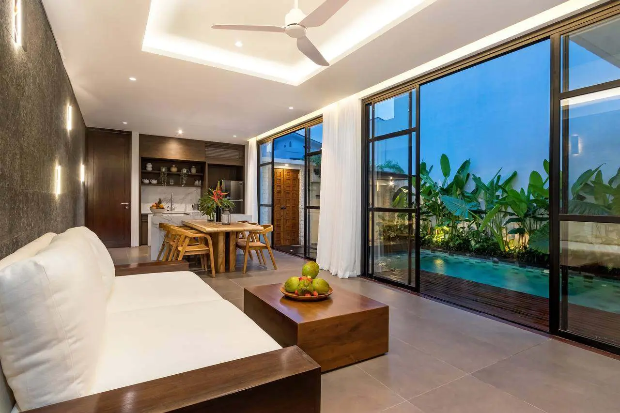 EXQUISITE 3 BEDROOMS MODERN MEDITERRANEAN STYLED VILLA IN BERAWA CANGGU — image 1