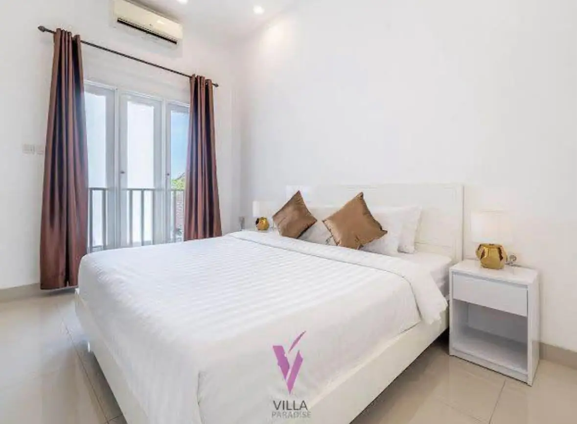 2 Bedroom Villa Complex in Kerobokan near to Petitenget Beach — image 2