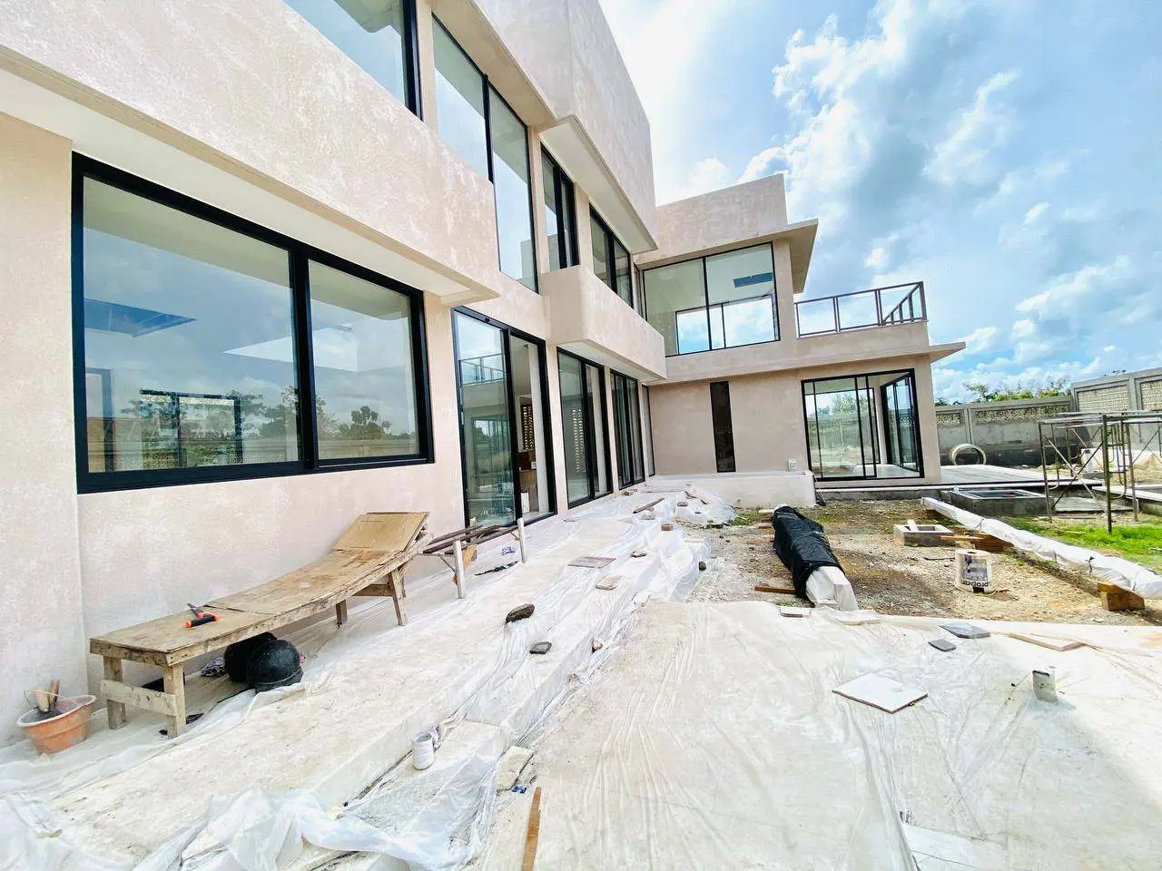 TROPICAL MODERN 4-BEDROOM VILLA IN BINGIN – AF409