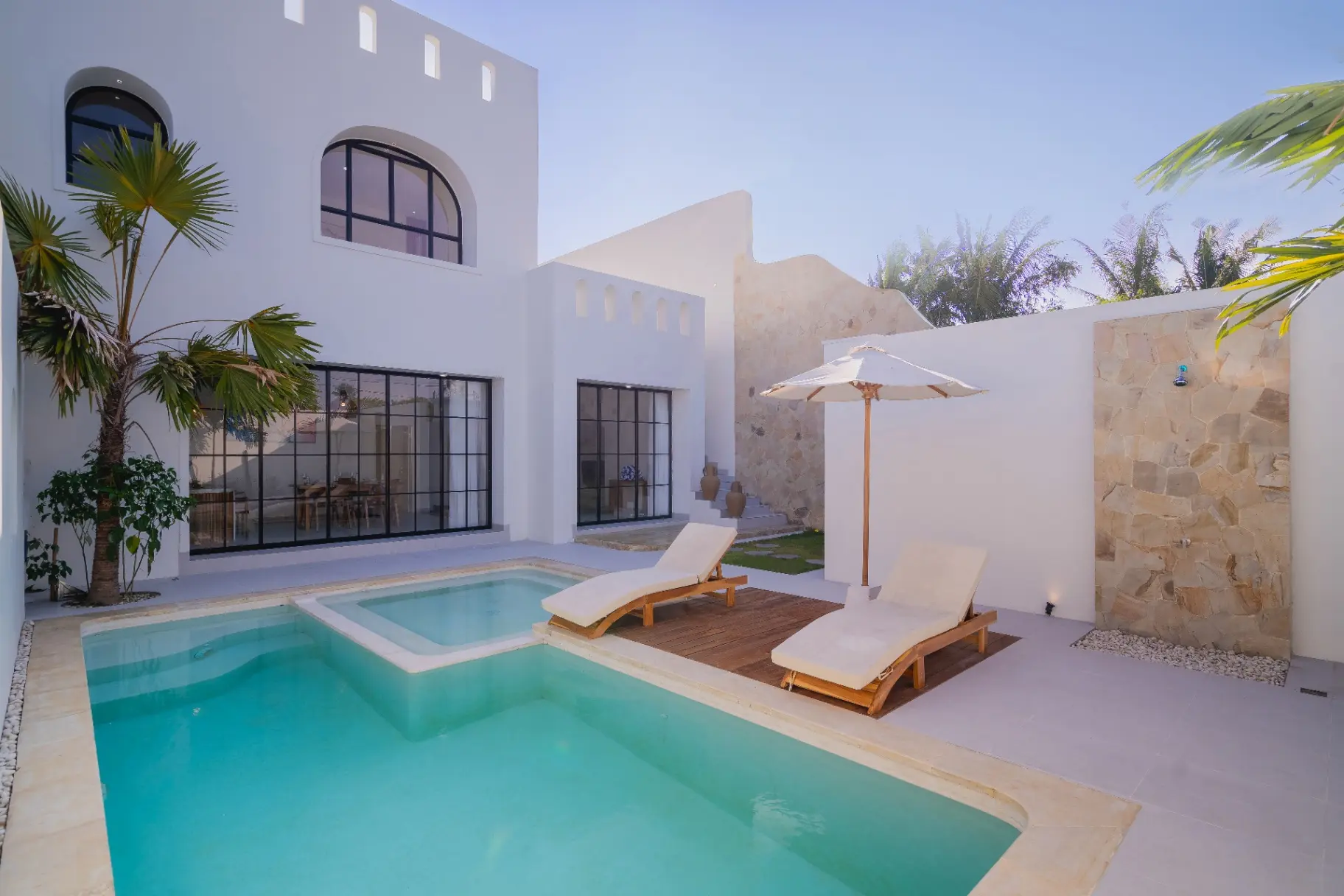 3BR Ocean view Villa w/ Private Pool & Balcony