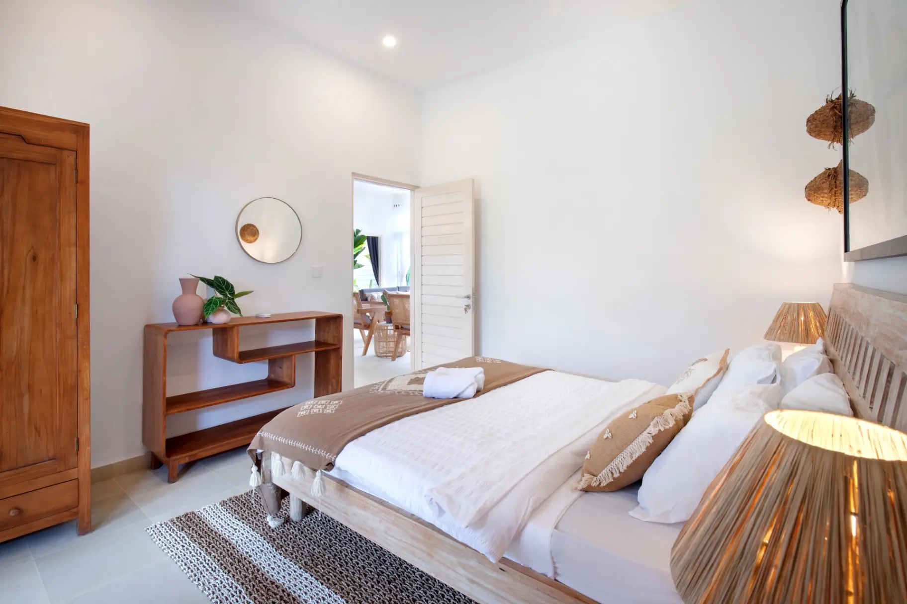 3 Bedrooms Umalas Satu Beautiful Lux Design — image 4