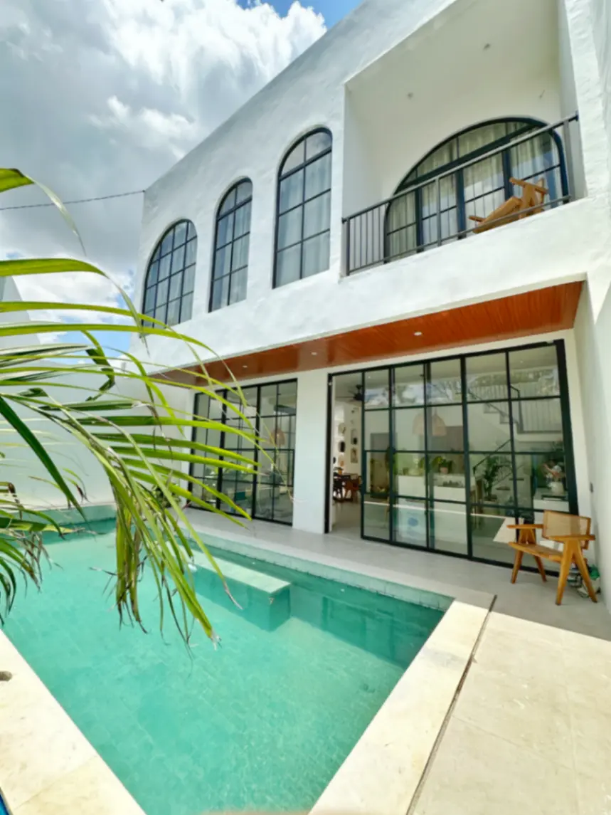 3 BEDROOMS VILLA FOR SALE AND LEASE IN CEPAKA 15 MINUTES FROM CANGGU — image 1