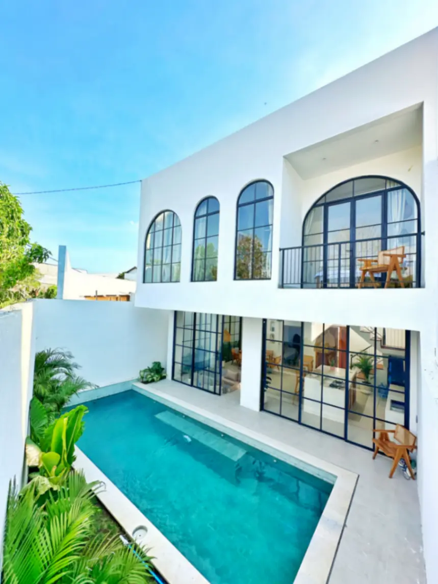 3 BEDROOMS VILLA FOR SALE AND LEASE IN CEPAKA 15 MINUTES FROM CANGGU — image 2
