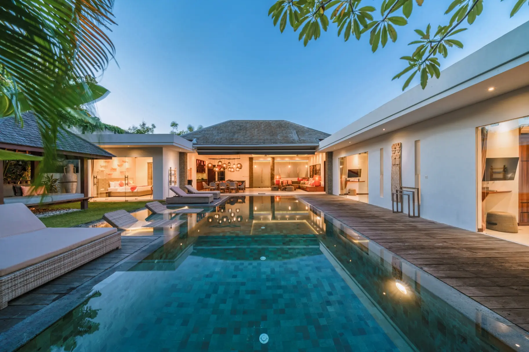 Lux 4bd Designer Villa 2min-Berawa Beach & Finns!
